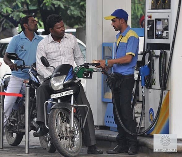 Fuel Price Shock in Jaipur: Petrol Crosses ₹112, Diesel Near ₹98 as Rates Rise for Fourth Time This Month